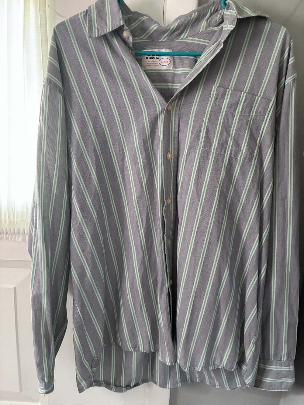 Vintage Wrangler Jeans Co Classic Striped Men's Button-Up Shirt in Gray and Mint